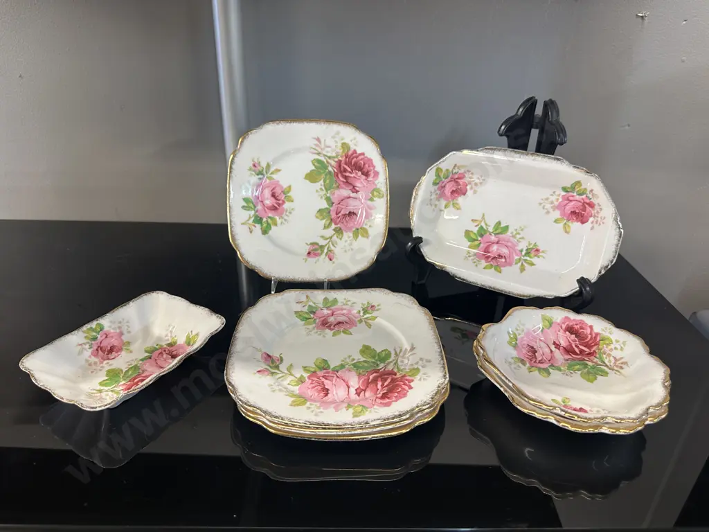 Royal Albert 'American Beauty' China Items Image 1++