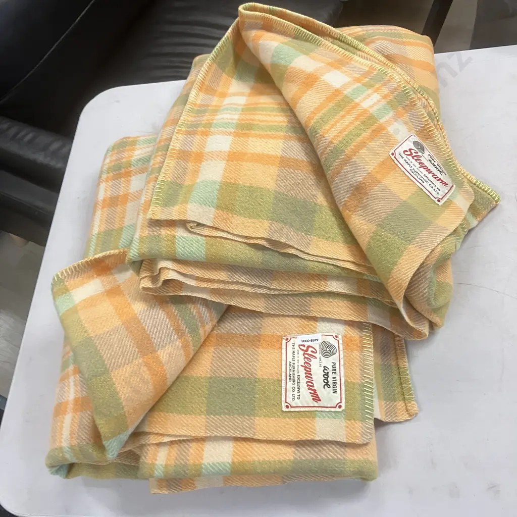 Pair of Vintage Sleepwarm Super King Sized New Zealand Wool Blankets In Orange, Cream & Green Colours. 198 x 227cm Image 1++