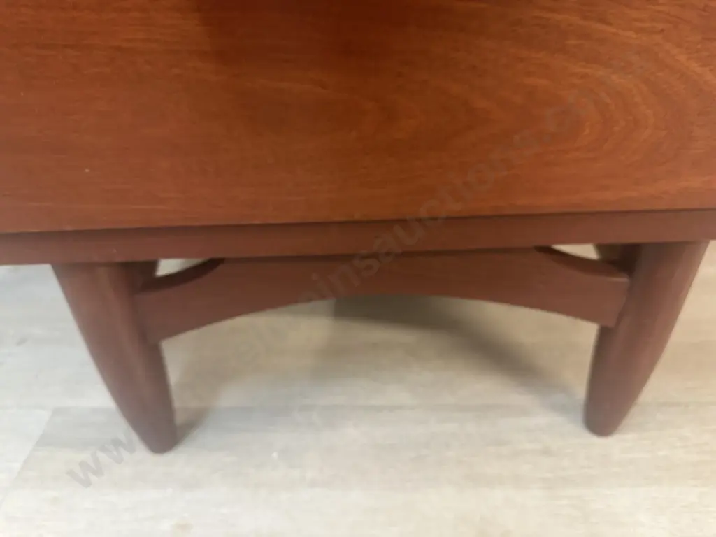1960s Vintage Mid-Century Modern 3 Drawer Bedside With Sculpted Handles. H66 W49 D35cm Image 1++