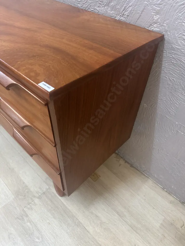 1960s Vintage Mid-Century Modern 3 Drawer Lowboy Dresser With Sculpted Handles. H67 W91 D41.5cm Image 1++