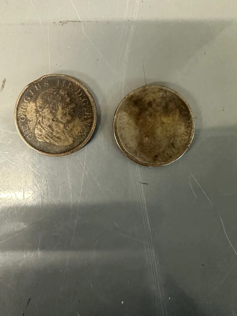 1813 Essequibo & Demerary 1/2 Stiver Token & 1837 Bank Of Canada One Penny Token  Image 1++