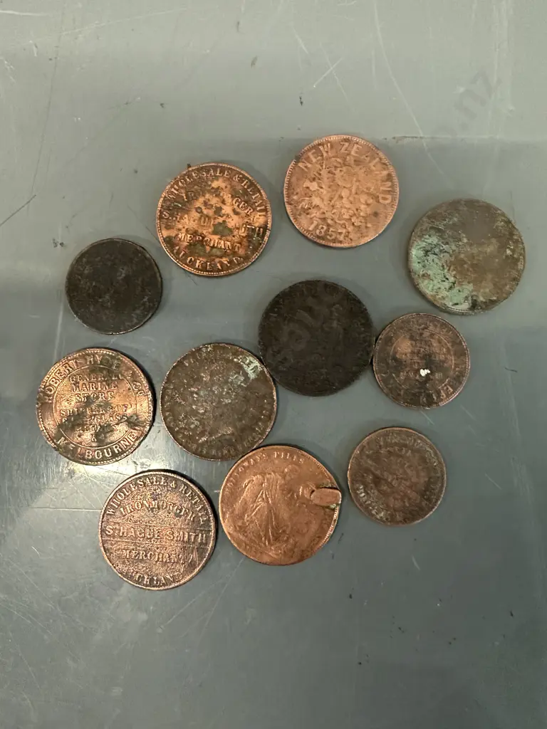 Rare Auckland NZ Hague Smith Token Prince Albert & 1857 Australia Peace & Plenty Token Etc  Image 1++