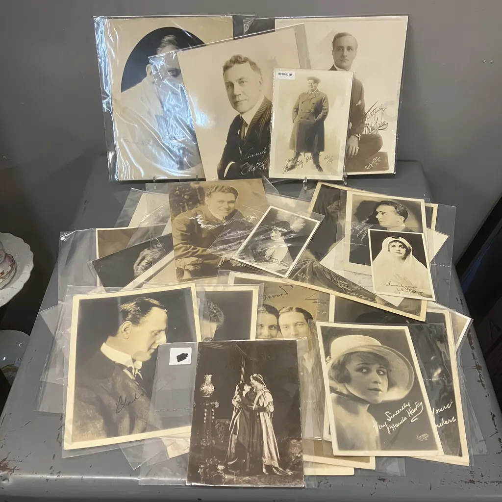 Autographed Photos & Prints Image 1++