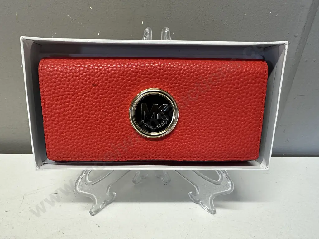 Micheal Kors Red Wallet Image 1++