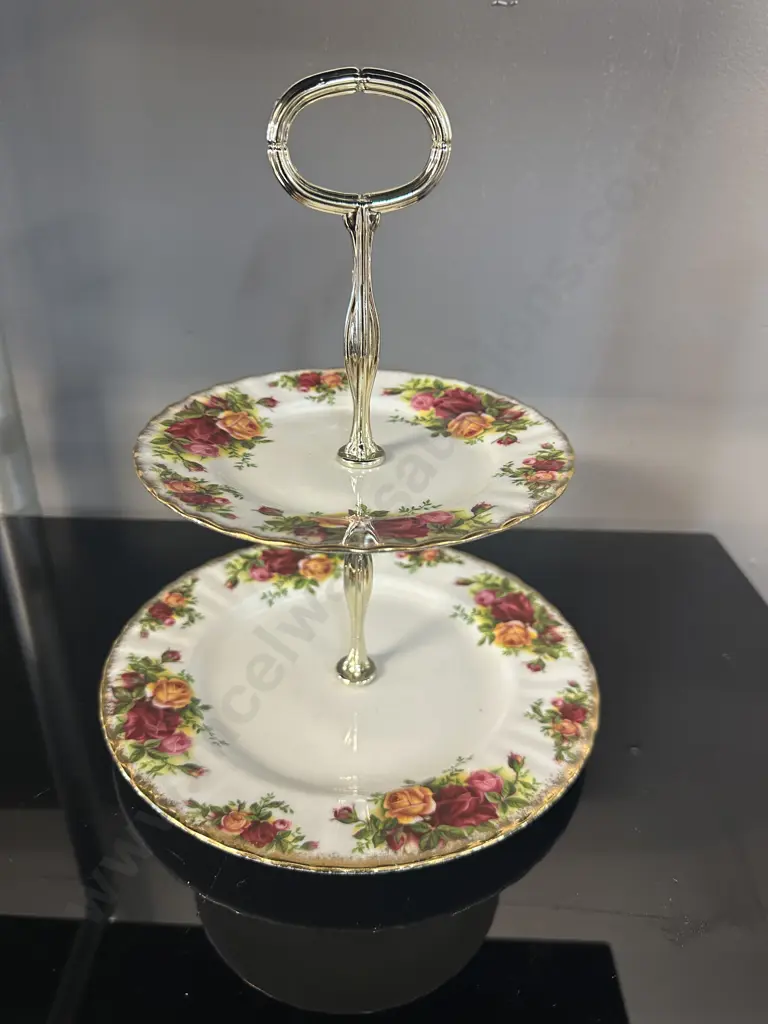 Vintage Royal Albert Bone China Old Country Rose Two Tier Cake Stand H25cm. Image 1++