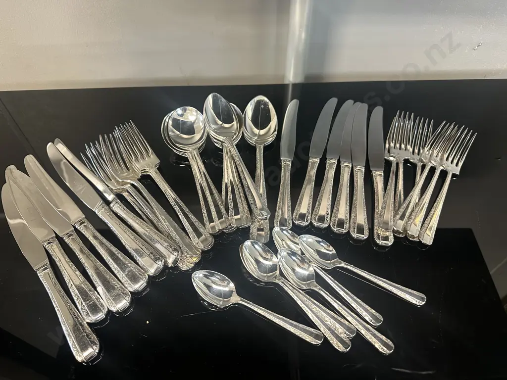 Rodd Nemesia Silver Plated Cutlery Set Image 1++