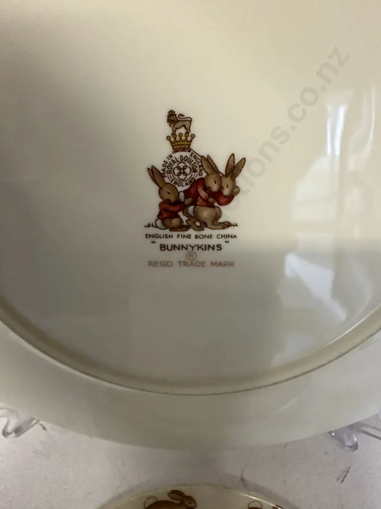Royal Doulton Bunnykins Childrens Three Piece Dinnerware Image 1++