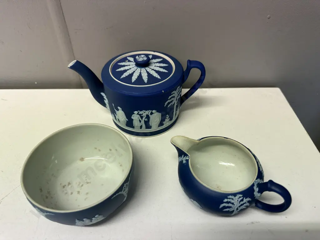 Wedgwood Teapot, Jug & Creamer  Image 1++