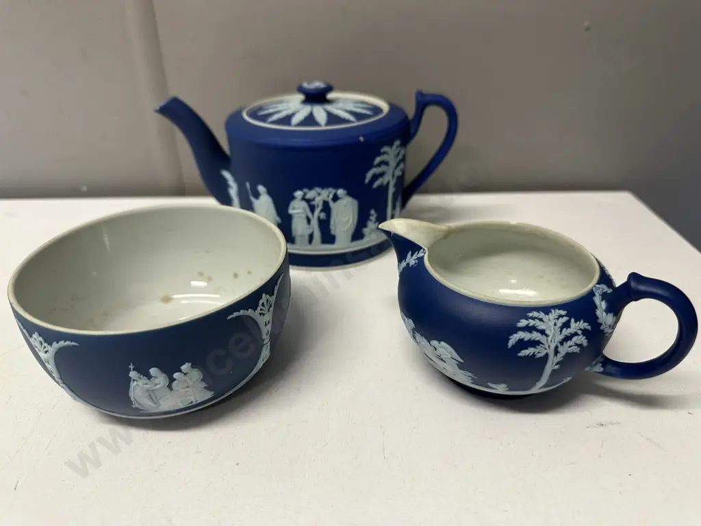 Wedgwood Teapot, Jug & Creamer  Image 1++