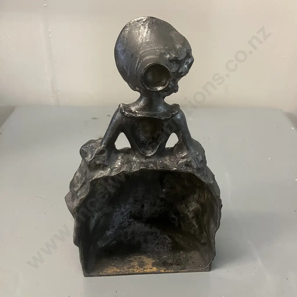 Antique Victorian Lady Cast Iron Door Stop. 26.5 x 16cm Image 1++
