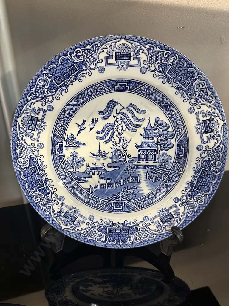 Vintage Blue & White Ironstone Willow Pattern Tea Plate x2 Image 1++