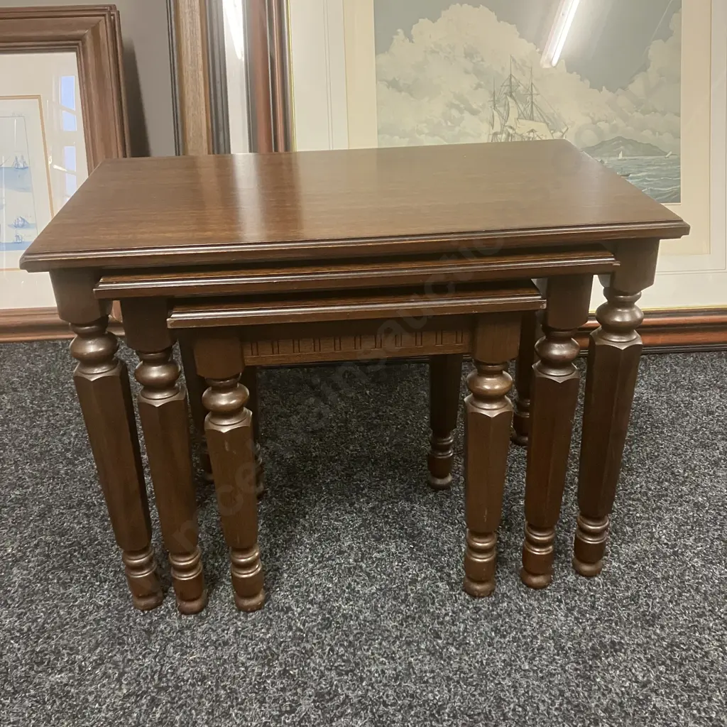 Mahogany Nest of Tables With Hexagonal Fluted Legs Image 1++