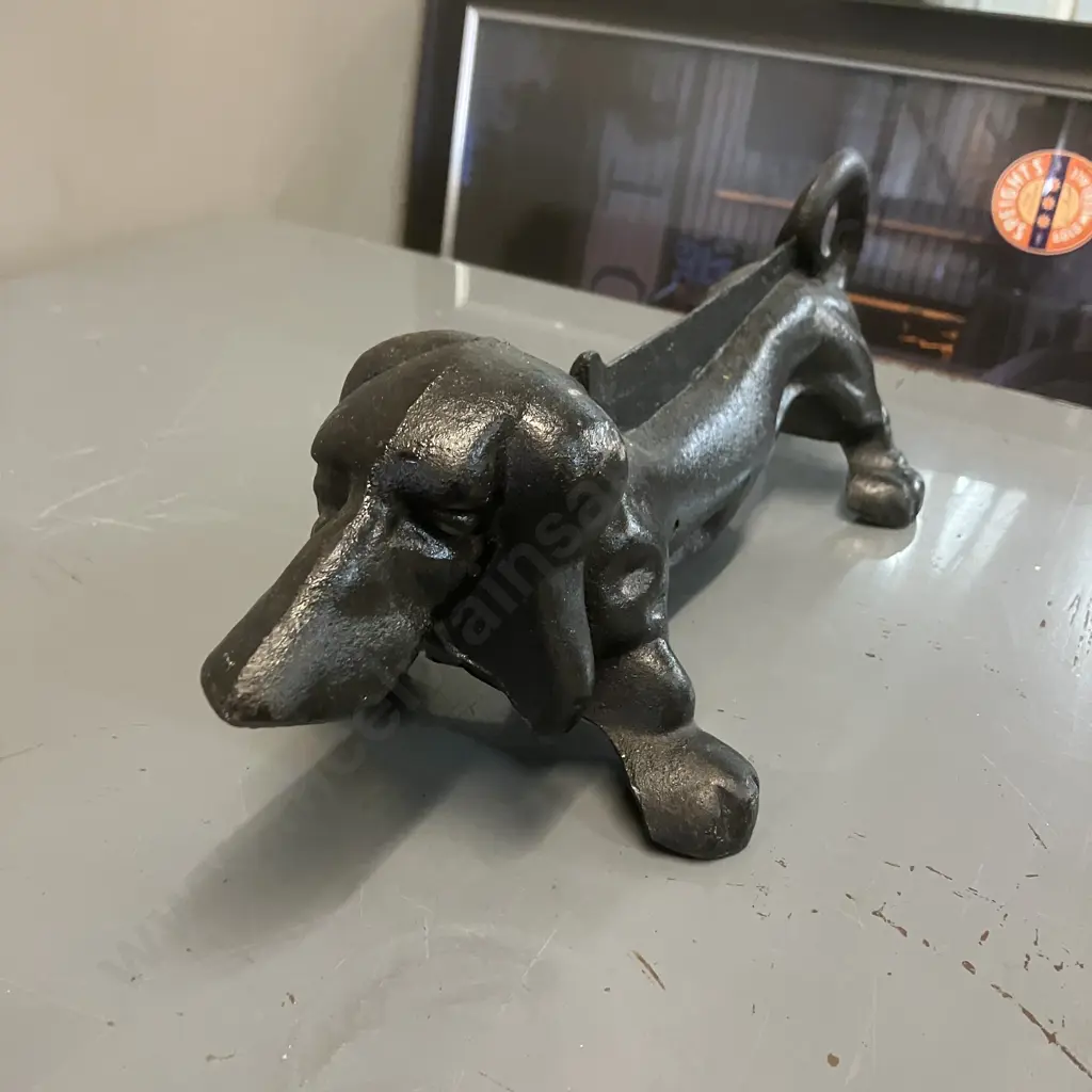 Vintage Dachsund Cast Iron Boot & Shoe Scraper / Door Stop. 13 x 34.5cm Image 1++