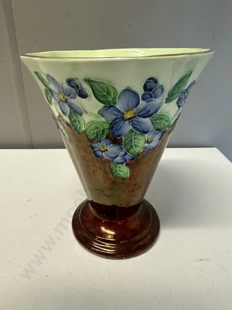 Maling Blossom Bough Thumbprint Art Deco Lustre Ware Vase H17cm. Image 1++