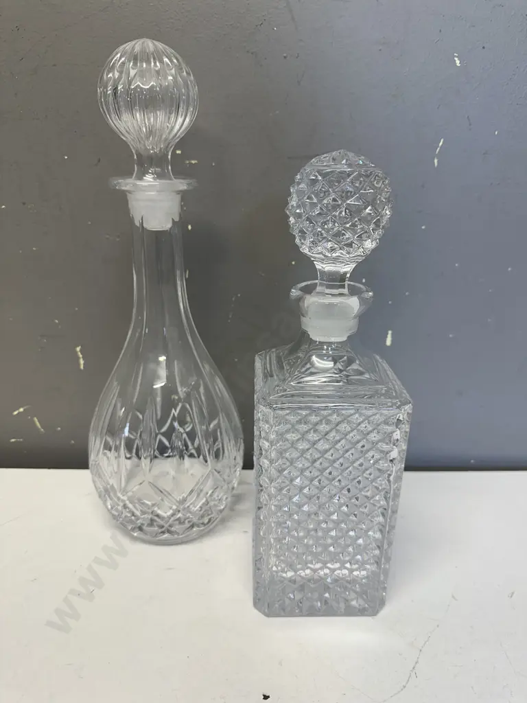 Vintage Crystal Decanters x 2 Image 1++