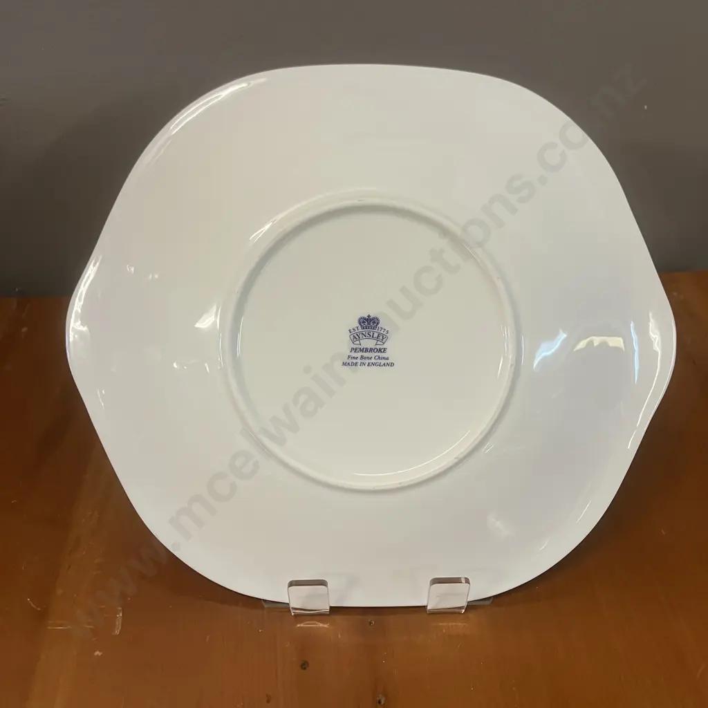 Vintage Aynsley Pembroke Eared Cake Plate. 26.5 x 23.5cm Image 1++