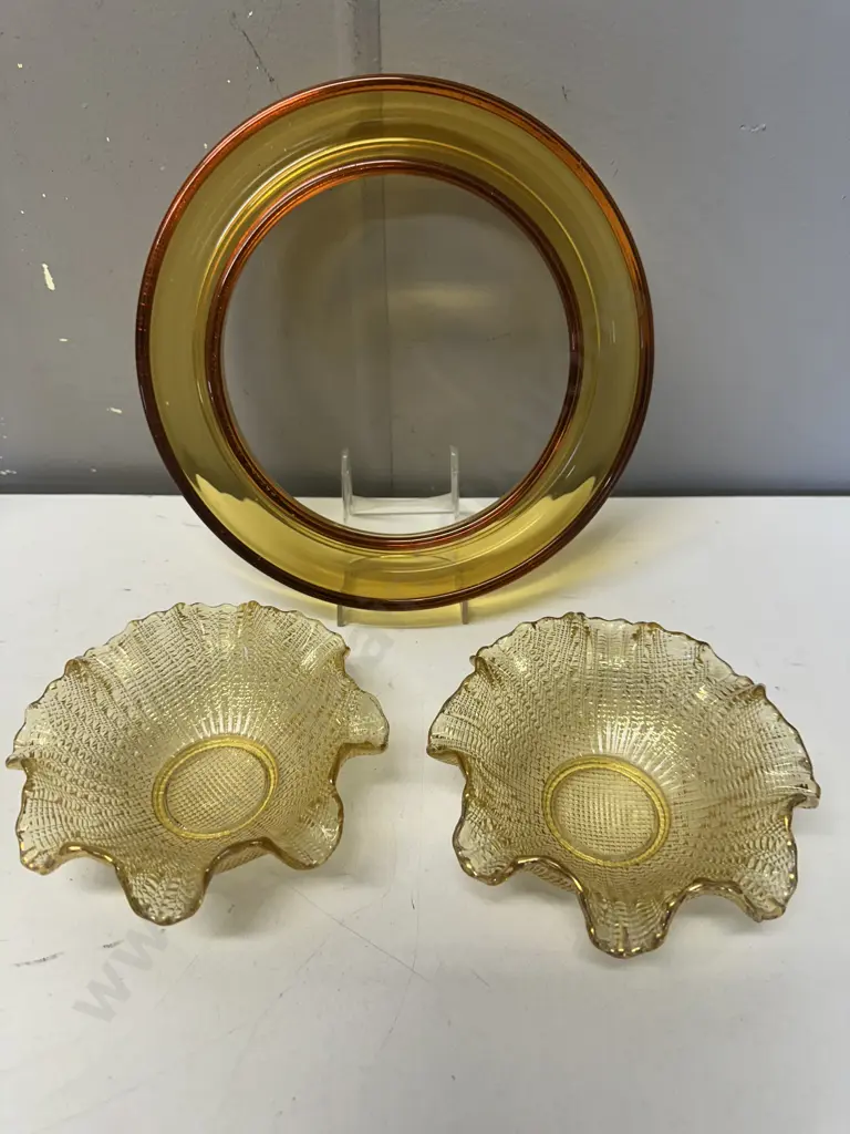 Set Of Two Amber Mid Century Ruffled Waffle Bowl & Amber Glass Posy Ring Image 1++