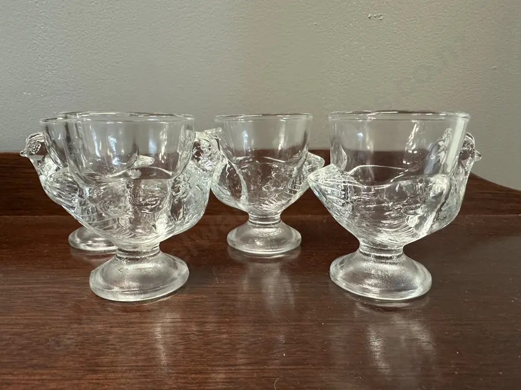 Set Of Four Vintage Hen/Chicken Egg Cups Clear Pressed Glass France Image 1++