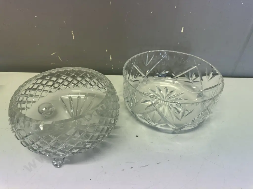 Vintage Crystal Bowls Including Tri Footed Image 1++