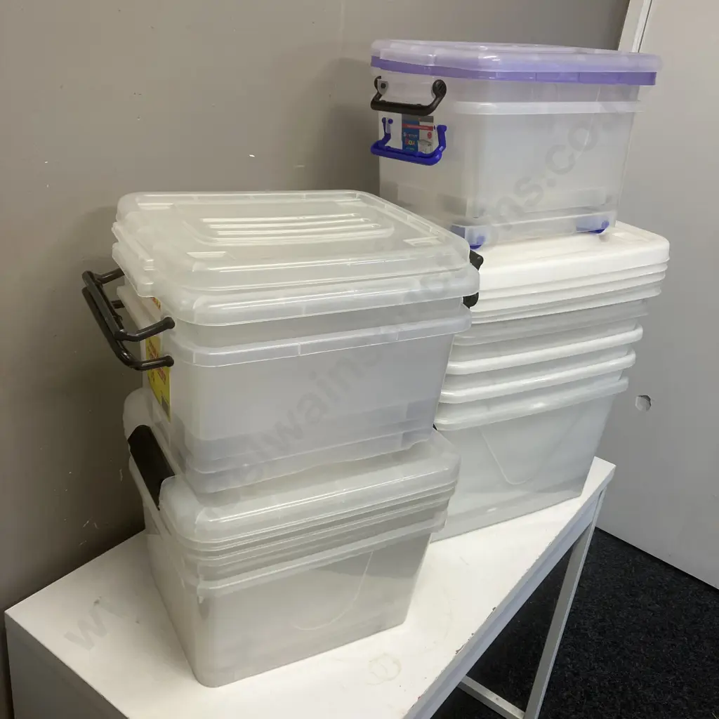 Lot of 12 Plastic Bins With Lids Image 1++