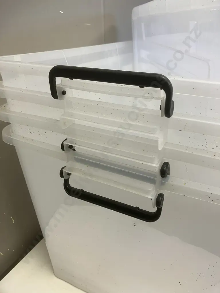 Four x 87 Litre Rolling Organisers With Lids. H38.5 W66.6 D45cm Image 1++