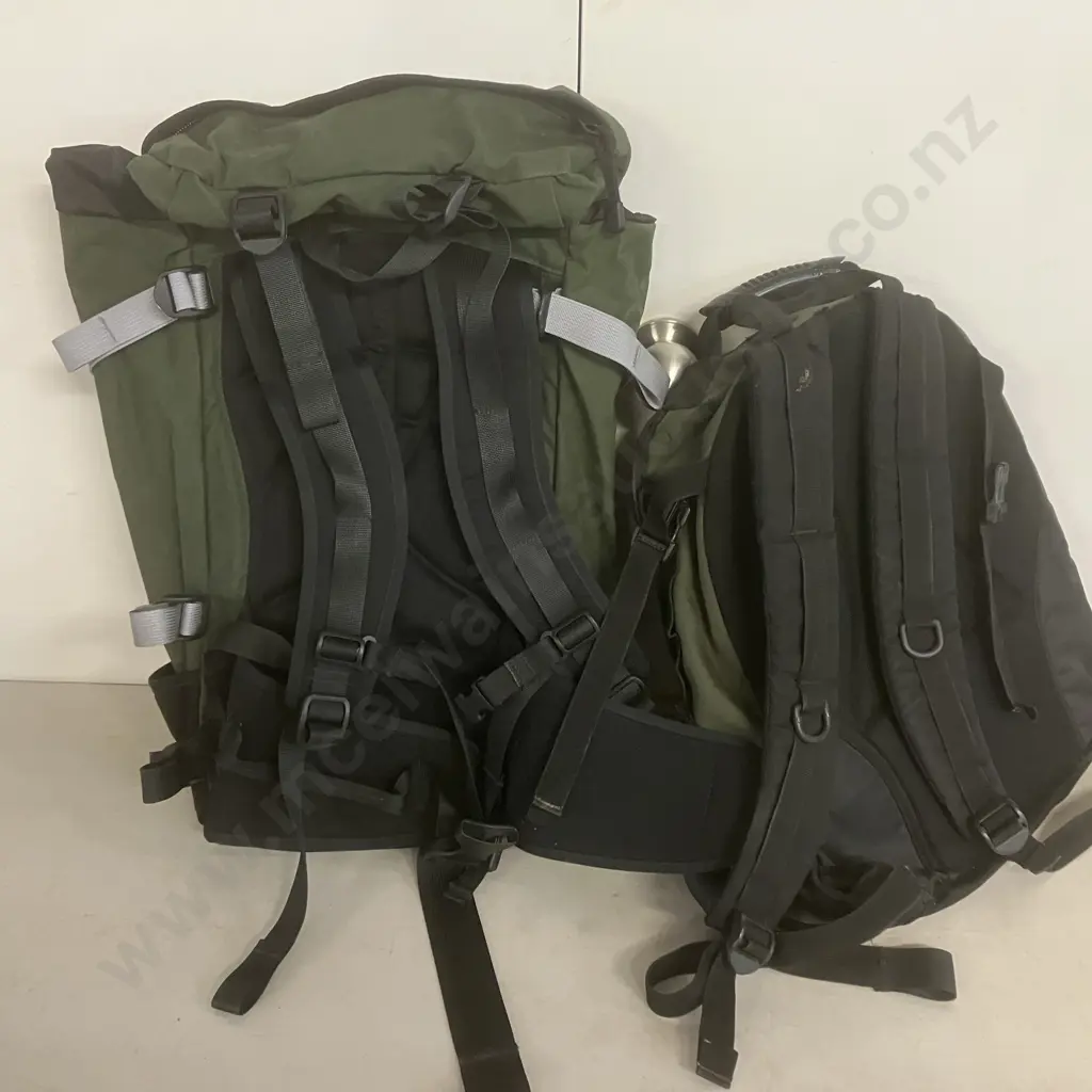 Back Packs x2 Black/Green Including Fairydown & The North Face Image 1++