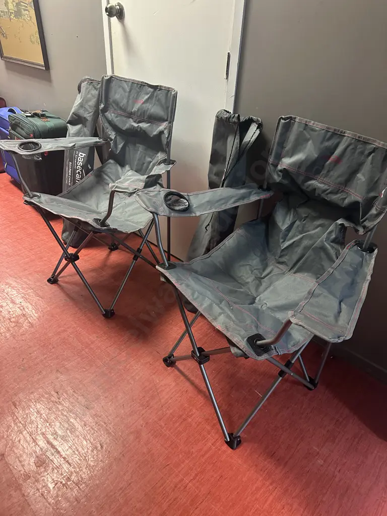 Pair of Kathmandu Basecamp Roamer Chairs With Carry Bags Image 1++