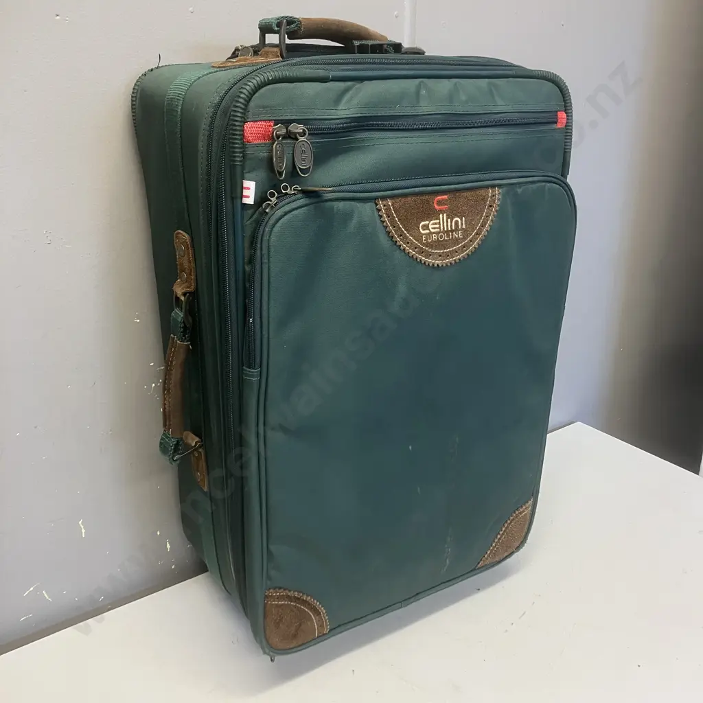 Cellini Euroline Wheeled Suitcase. 62cm Image 1++