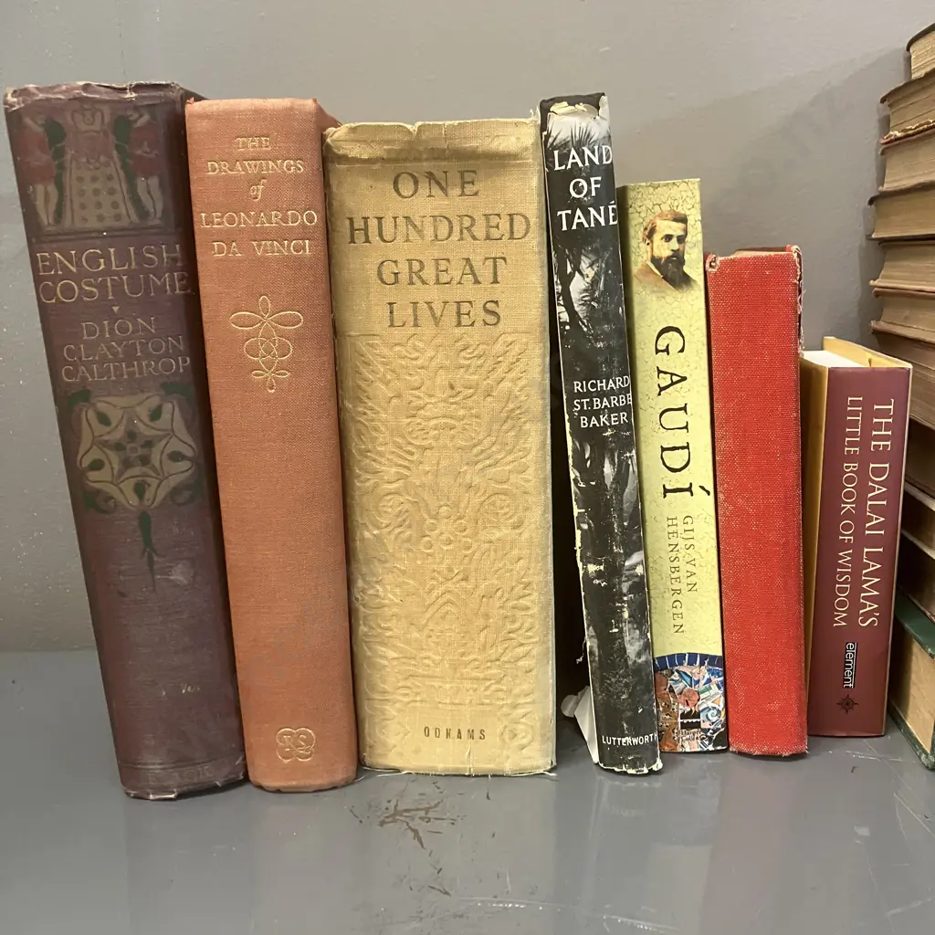 ONE HUNDRED GREAT LIVES 1948 Hardback, Odhams Press, The Drawings Of Leonardo Da Vinci  (1952) Image 1++