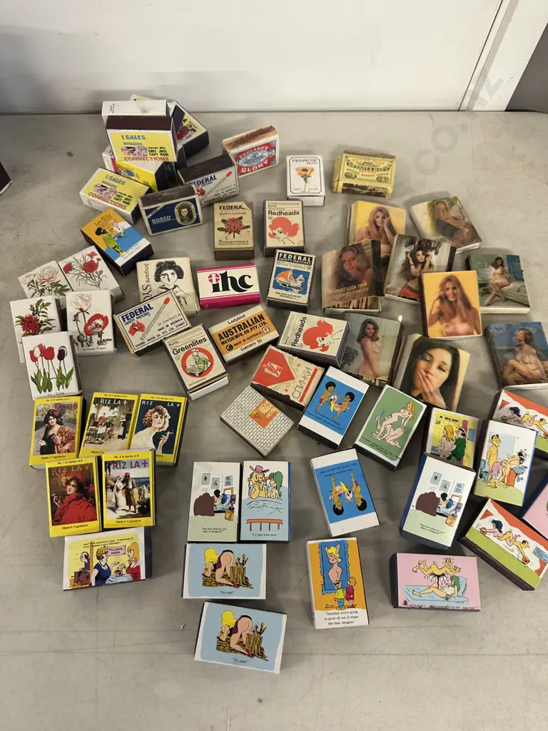Assorted Vintage Match Boxes Image 1++
