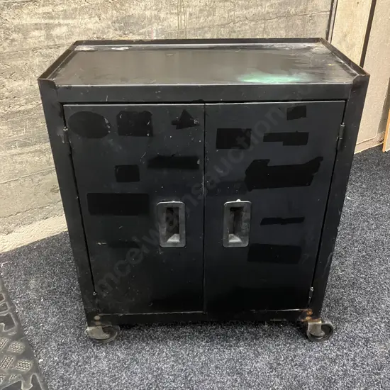 Black Metal 2 Door Rolling Tool Chest