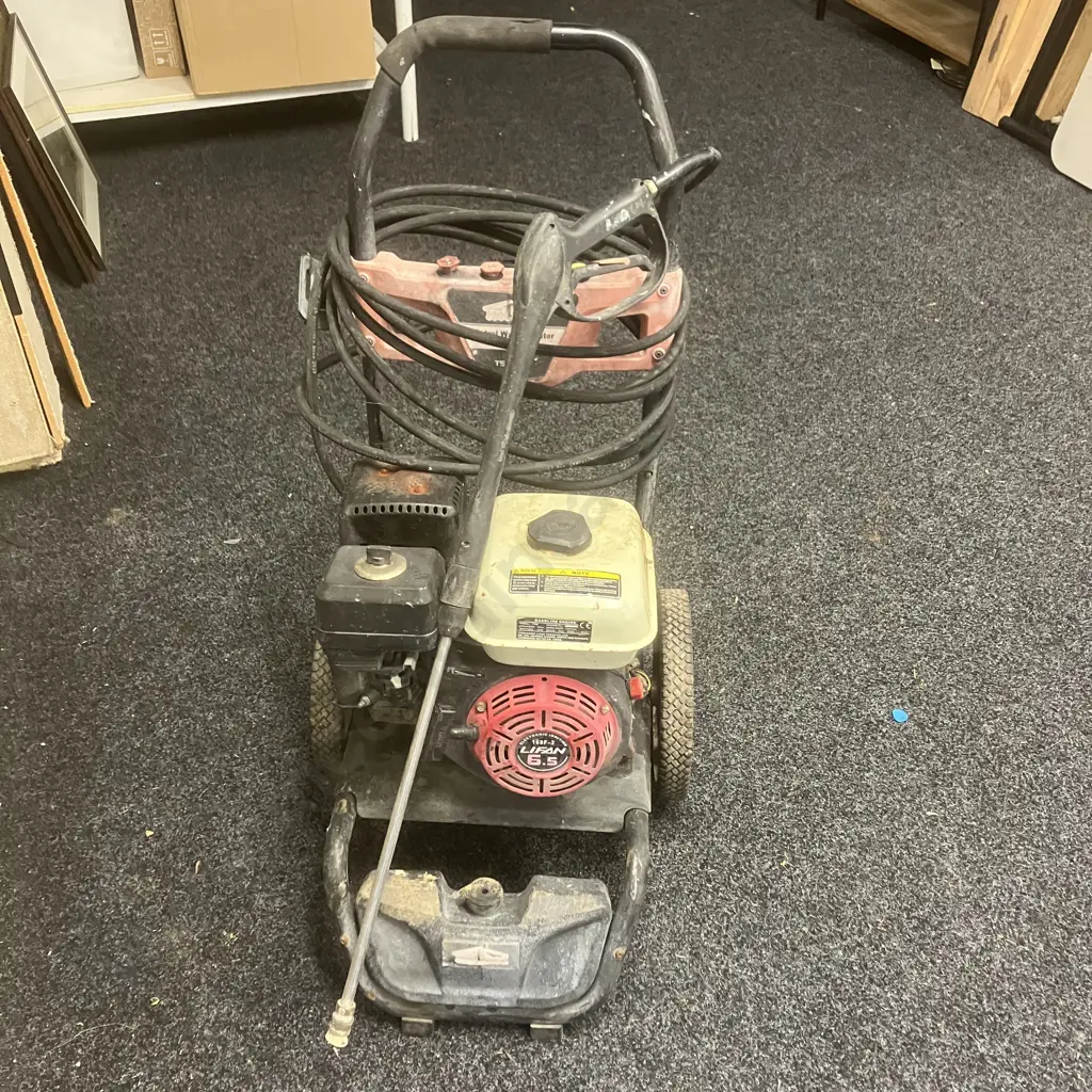 Toolshed Petrol Water Blaster 3000Psi TSPWB7 Image 1++