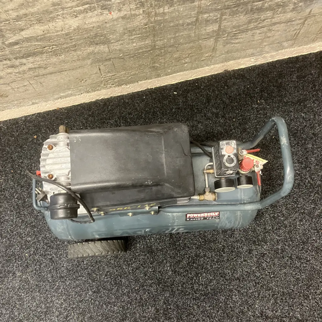 Blackridge BRC-112 Air Compressor Image 1++