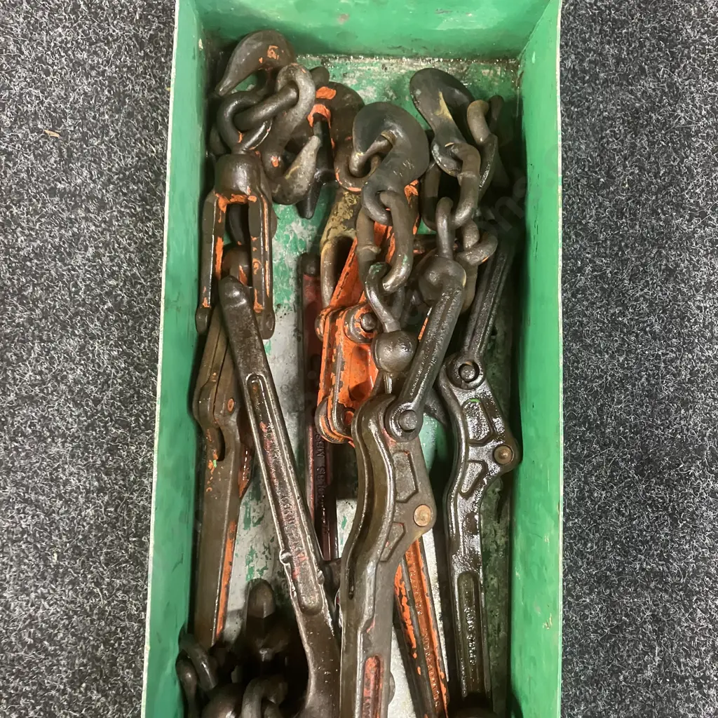 Lot of Chain Binders Image 1++