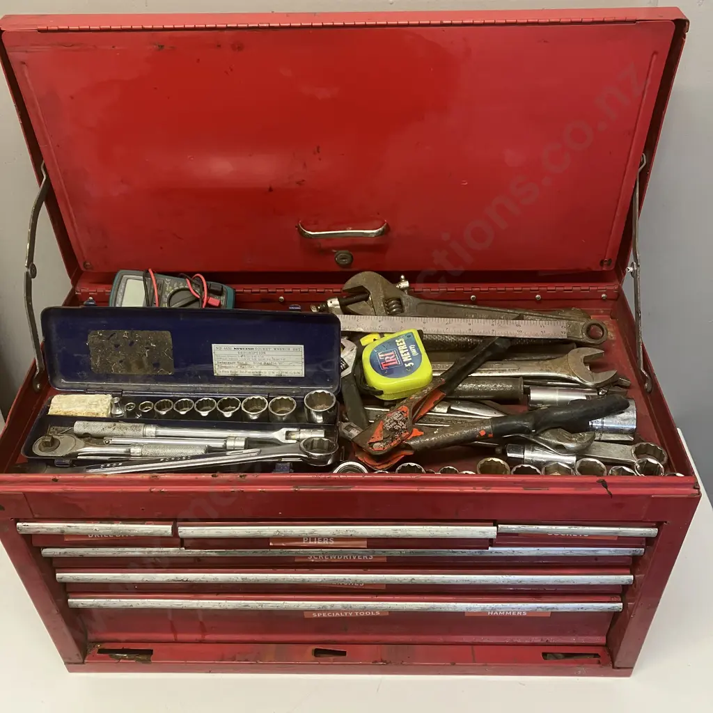 Red Steel 6 Drawer Tool Chest Full Of Tools Image 1++
