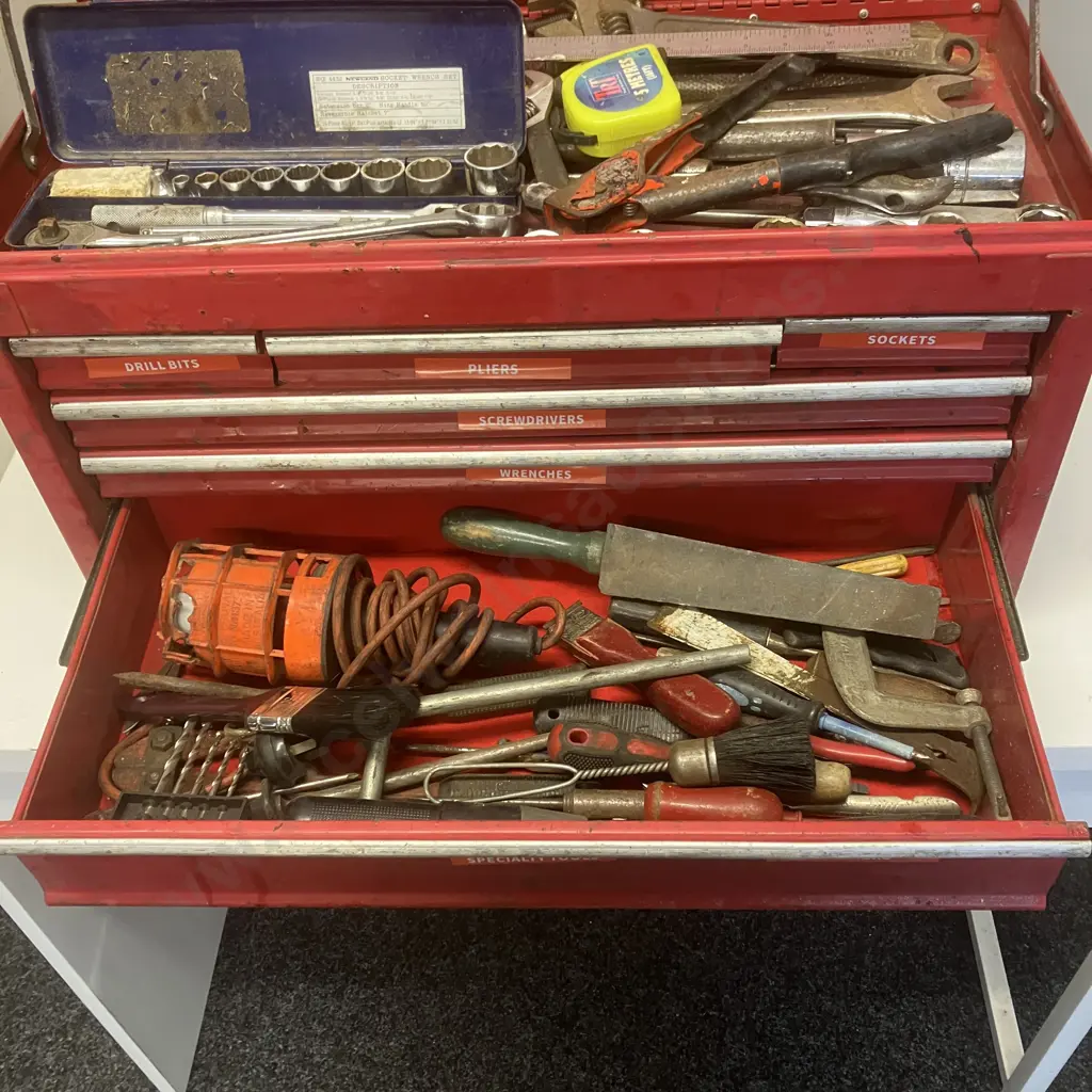 Red Steel 6 Drawer Tool Chest Full Of Tools Image 1++