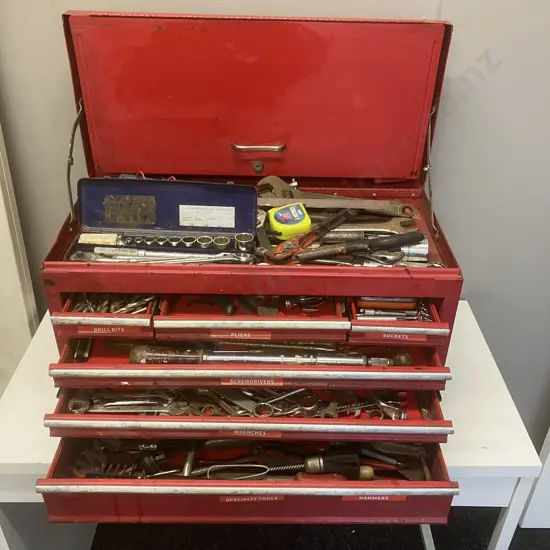 Red Steel 6 Drawer Tool Chest Full Of Tools