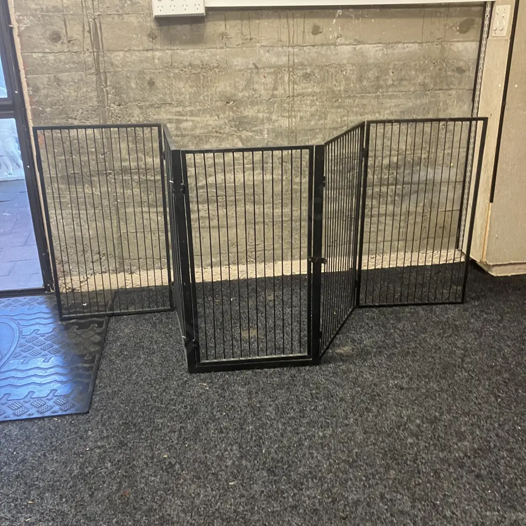Fire Guard. 226cm, Hinged Image 1++
