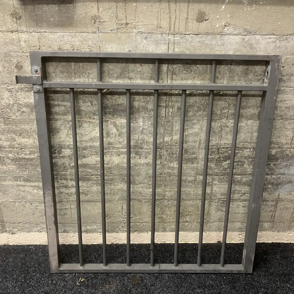 Pair of Gates - 107 x 185cm & 95 x 91cm Image 1++