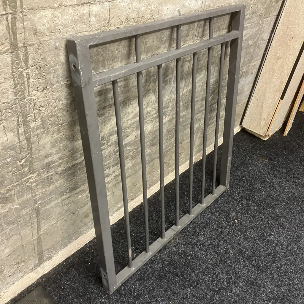 Pair of Gates - 107 x 185cm & 95 x 91cm Image 1++