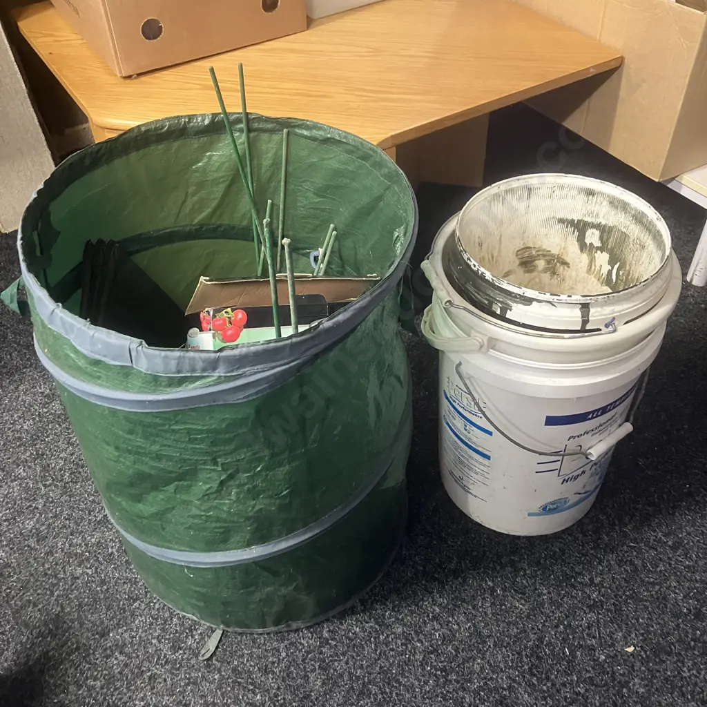 Assorted Garden Items With Buckets Image 1++