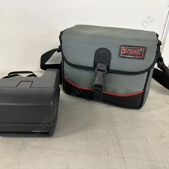 Vintage Polaroid Auto Focus Camera & Point Professional Case