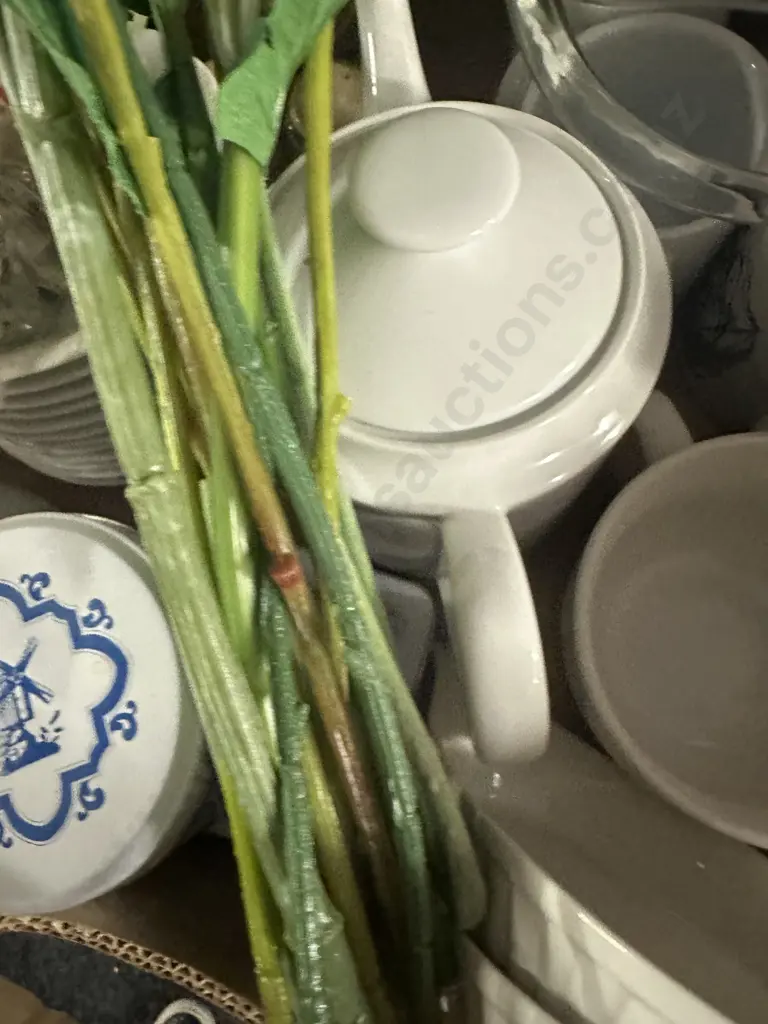 Box Lot Crockery, Table Weights, Artificial Flowers Etc Image 1++