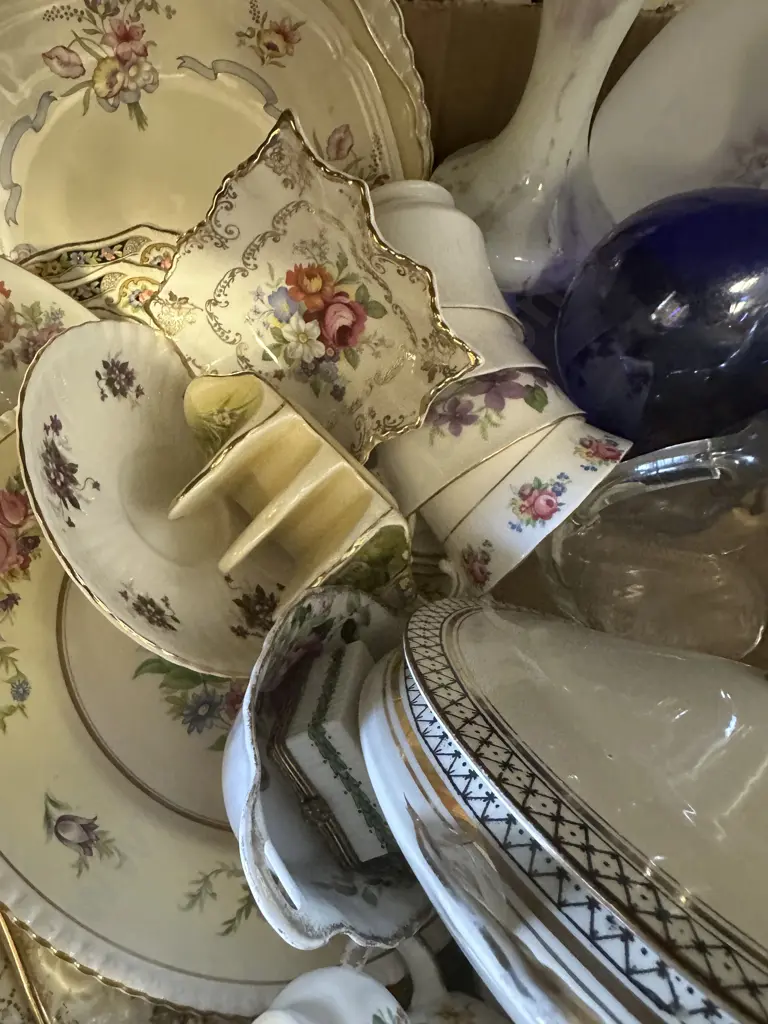 Box Lot Of Assorted China & Glass Items Image 1++
