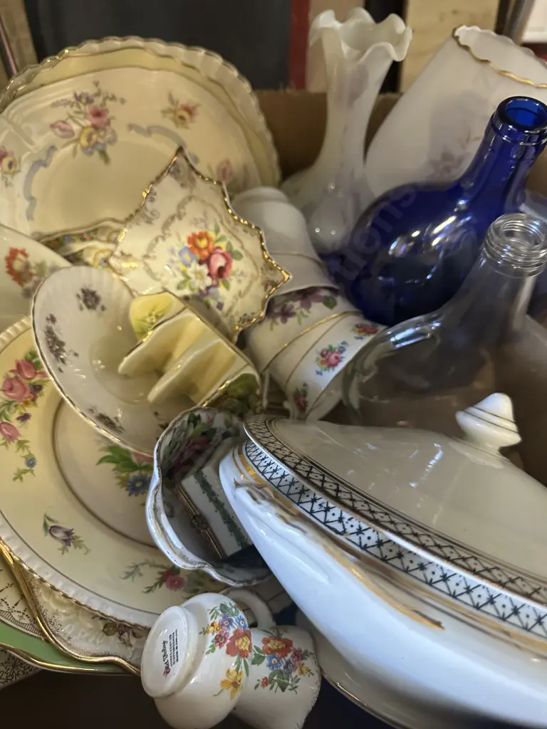 Box Lot Of Assorted China & Glass Items Image 1++