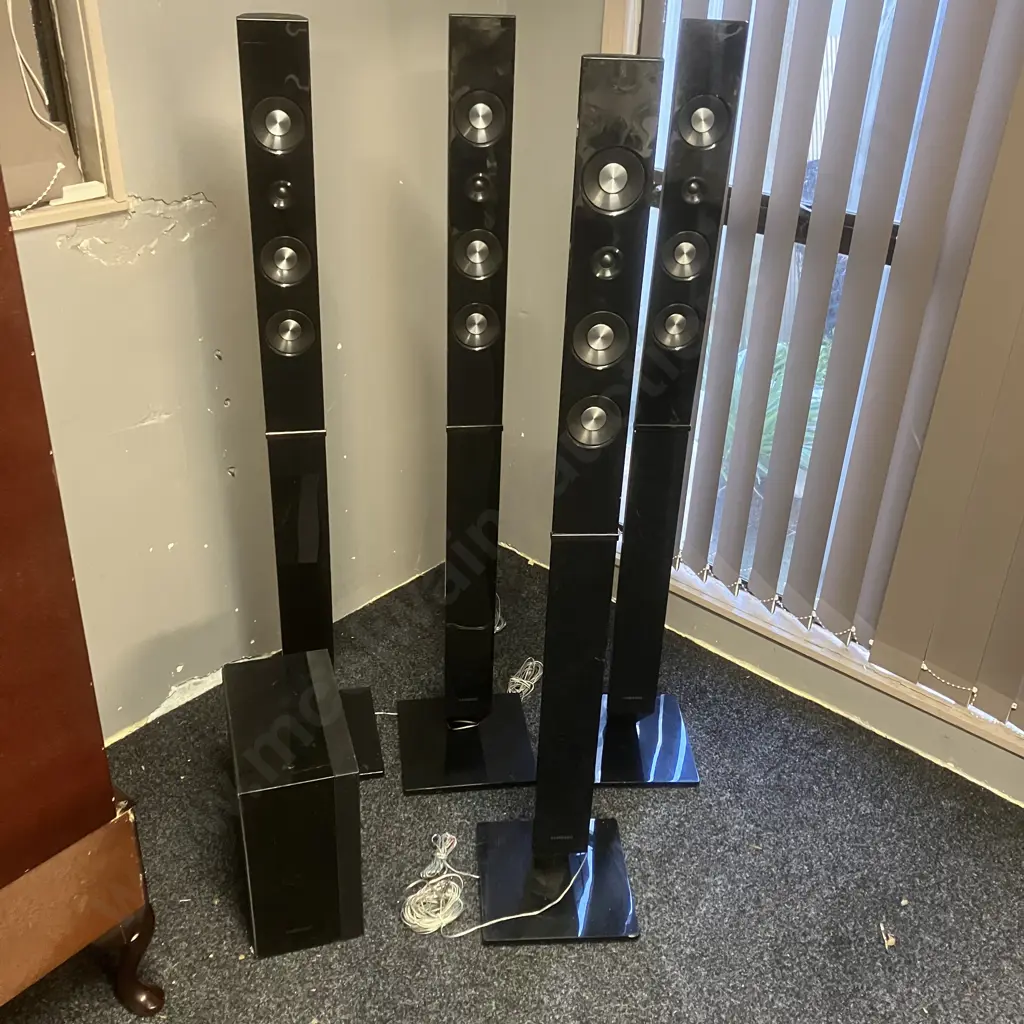 Samsung Home Theatre Speakers x 4 With Sub-Woofer Image 1++