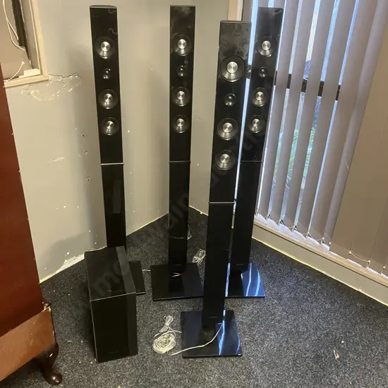 Samsung Home Theatre Speakers x 4 With Sub-Woofer