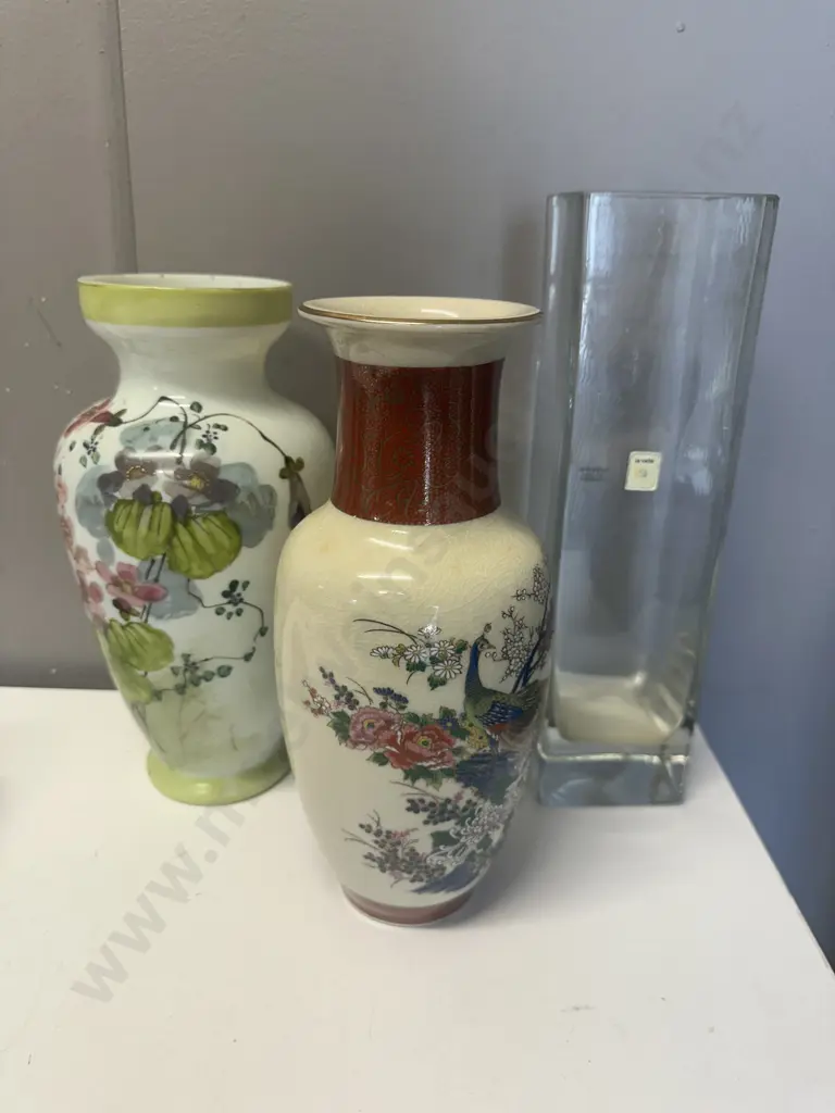 Selection Of Vases Including La Vida Glass Vase Etc Image 1++