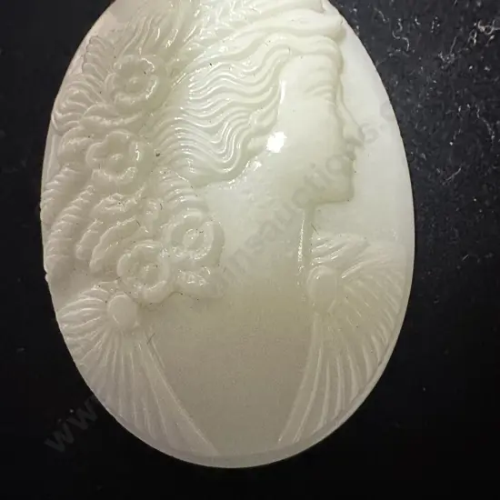 Vintage Czech Opaline Uranium Figural Cameo Cabochen H4,W3cm.