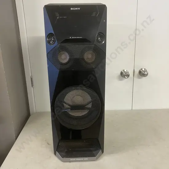 Sony Home Audio System MHC-V3 (Needs Power Lead)